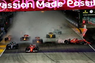F1, Gp Singapore: incidente al via, nessuna sazione per i piloti