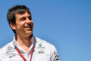 F1 Mercedes, Wolff: «Penalità ai piloti: sistema ridicolo»