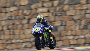 MotoGp Aragon, Rossi sarà in pista anche sabato e domenica