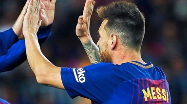 Liga, poker di Messi: il Barcellona stende l'Eibar 6-1. Valencia, tripletta per Zaza