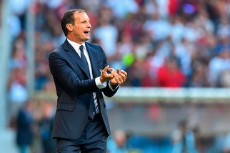 Juventus-Olympiacos, senza terzino Allegri "balla" tra i moduli: tutte le ipotesi