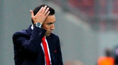 L'Olympiacos esonera Hasi, Juventus alla finestra