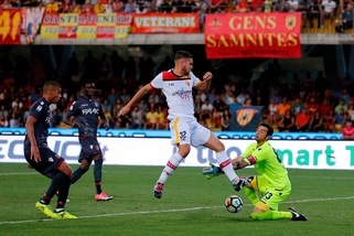 Serie A Bologna, recuperati Destro e Mirante