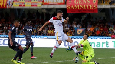 Serie A Bologna, recuperati Destro e Mirante