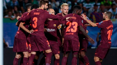 Champions League, al Barça basta un autogol. Gioia Conte al 94', il Psg domina il Bayern