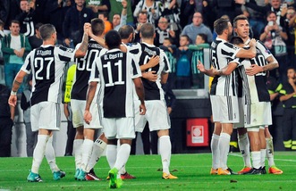 Juventus-Olympiacos, le pagelle: Mandzukic irrefrenabile, Chiellini eroico