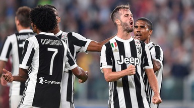 Juventus, Pjanic: «Salto l'Atalanta. Bentancur? Sa giocare a calcio»