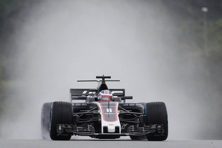 F1 Malesia, alla Haas permesso speciale per riparare la monoposto