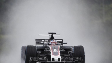 F1 Malesia, alla Haas permesso speciale per riparare la monoposto