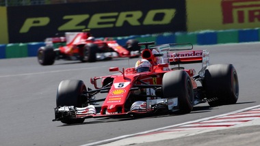 F1 Malesia: Ferrari al comando nelle ultime libere, cambio motore per Vettel