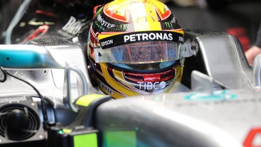 F1 Malesia, Hamilton: «Mi dispiace per Vettel»