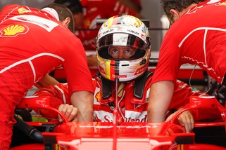 F1, Gp Malesia: gara in salita per Vettel, Hamilton a 1,70