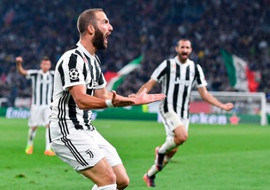 Juventus, ottobre è il regno del Pipita: ecco i numeri di Higuain mese per mese