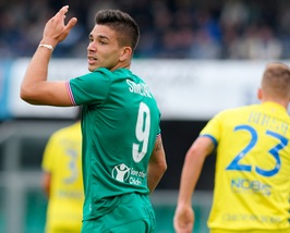 Serie A, Simeone non basta alla Fiorentina: vince il Chievo 2-1