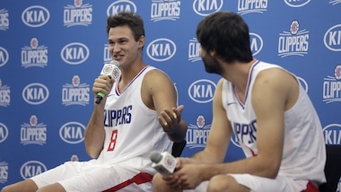 NBA preseason, esordio amaro per Melo e George. Bene il Gallo