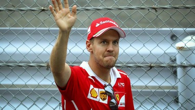 F1, Vettel: «Buona giornata, possiamo fare bene»