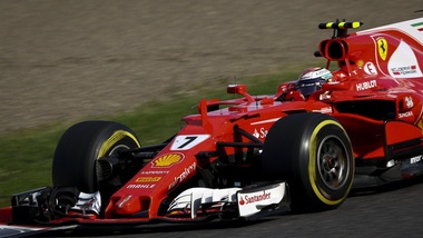 F1 Ferrari, Raikkonen: «Vettel: strano quel che è successo»