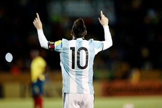 Messi porta l'Argentina ai Mondiali con una tripletta