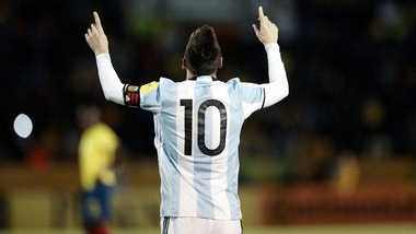 Messi porta l'Argentina ai Mondiali con una tripletta