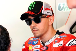 MotoGp Ducati, Lorenzo: «Obiettivo prima vittoria»