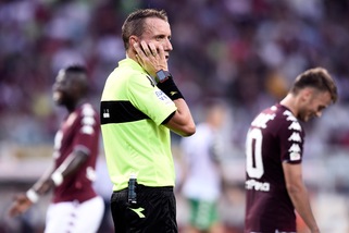 Serie A Juventus-Lazio, dirige Mazzoleni. Crotone-Torino: Valeri