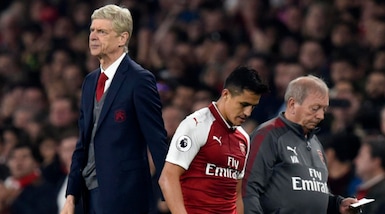 Wenger: «Sanchez e Ozil potrebbero lasciare l'Arsenal a gennaio»