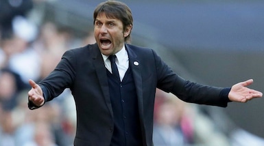 «Conte ha pensato di lasciare il Chelsea. Tutta colpa di Llorente»