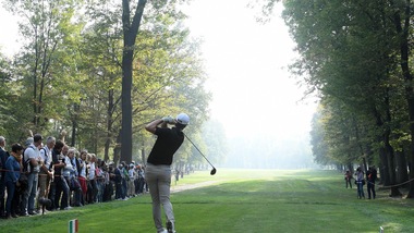 Golf, Open d'Italia 2017: Fraser in testa, pubblico da record