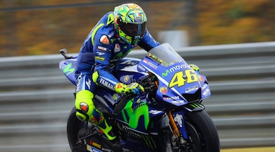 MotoGp Giappone: pole a sorpresa per Zarco, Rossi 12esimo