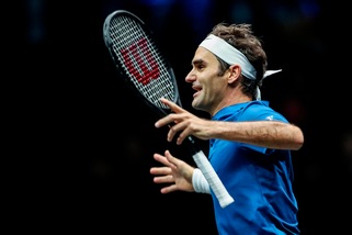 Shanghai: trionfa Federer, Nadal sconfitto in due set