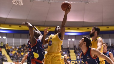 Patterson piega Andorra, Green sbanca Venezia