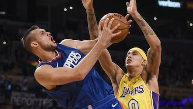 NBA, il Gallo canta. Le big franano