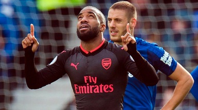 Premier League, spettacolo Arsenal. Poker del Tottenham al Liverpool