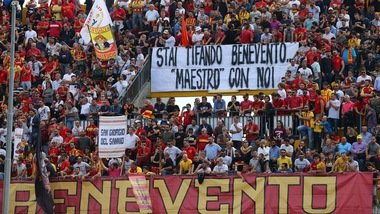 Serie A Benevento, la delusione dei tifosi: «Noi barzelletta d'Europa»