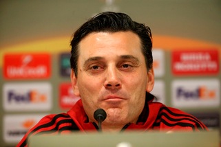 Montella: «Pochi giocano meglio del Milan. Nicchi? Si arrabbia sempre»