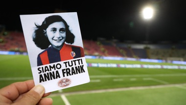 Caso Anna Frank, ecco i Daspo per i primi 13 ultrà della Lazio