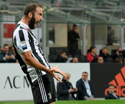 Juventus, Higuain: la dura legge del leader