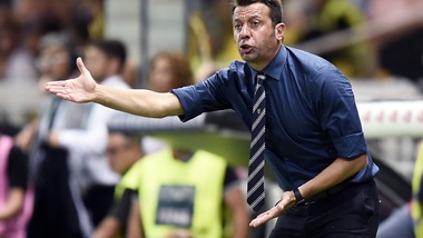 Serie B Parma, D'Aversa: «Vogliamo stare nelle zone alte»