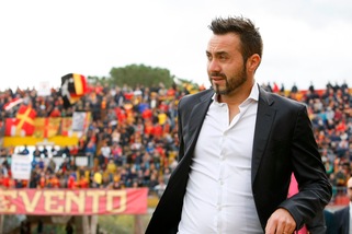 Serie A Benevento, De Zerbi: «Restiamo aggrappati alla salvezza»