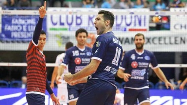 Colpaccio Latina, Lube ko. In vetta fuga Modena-Perugia