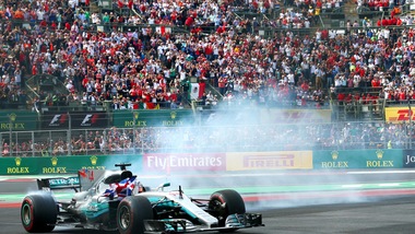 F1, Mercedes: «La sfida continua»