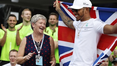 F1, Hamilton: pronto un rinnovo a cifre faraoniche