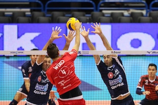 Volley: Superlega, Latina va in vantaggio 2-0 ma Piacenza rimonta e vince al quinto