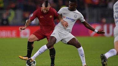 Roma, Nainggolan: «Andremo lontano in Champions»