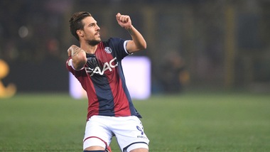 Incredibile Verdi! Due gol su punizione con due piedi diversi