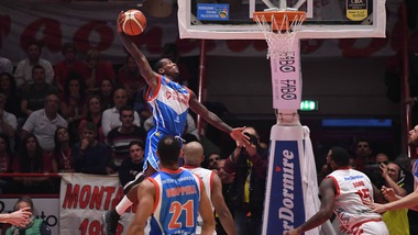Basket Serie A, Culpepper affonda Pistoia. Varese strapazza Trento
