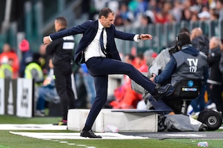 Terapie e carezze: vi sveliamo la "PsicoJuve"