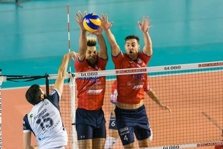 Volley: A2 Maschile, Girone Bianco: Roma vince al tie break, Grottazzolina accorcia le distanze