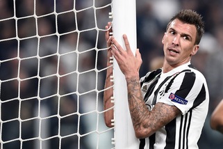 Sollievo Juventus: nessuna lesione per Mandzukic che resta con la Croazia