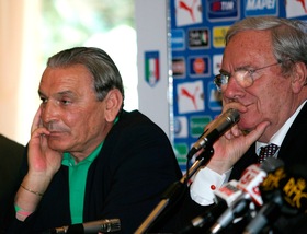 Serie A Cagliari, gli auguri a Gigi Riva per i 73 anni